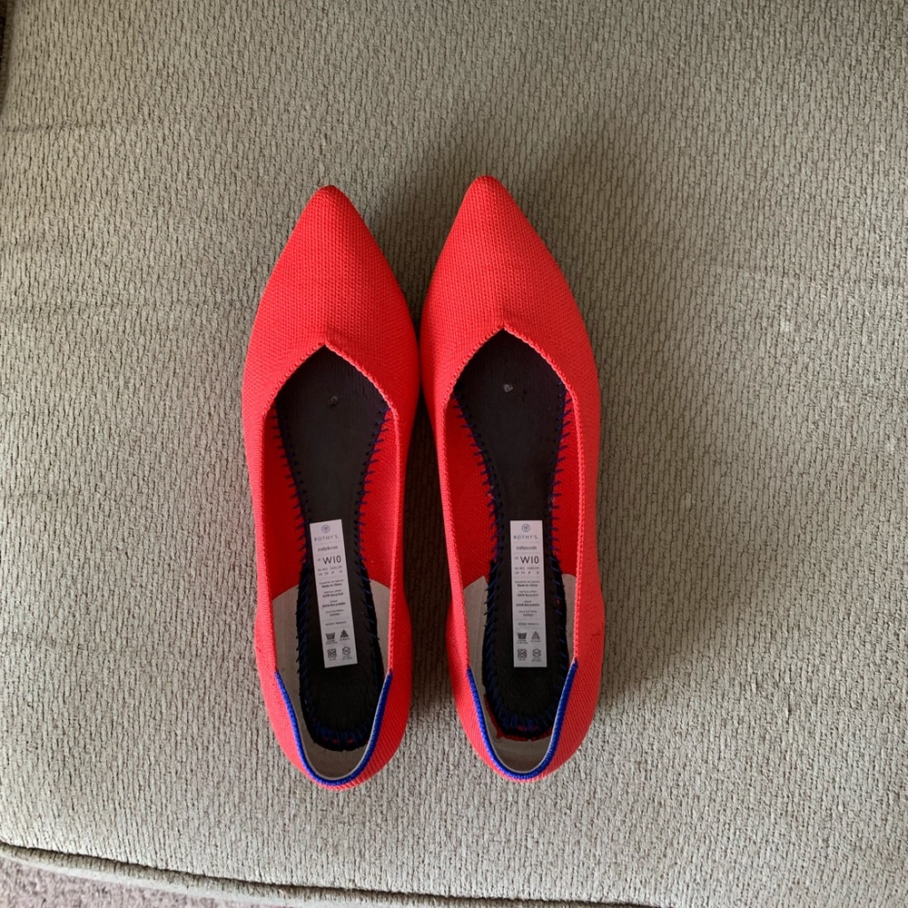 Rothy’s flame points